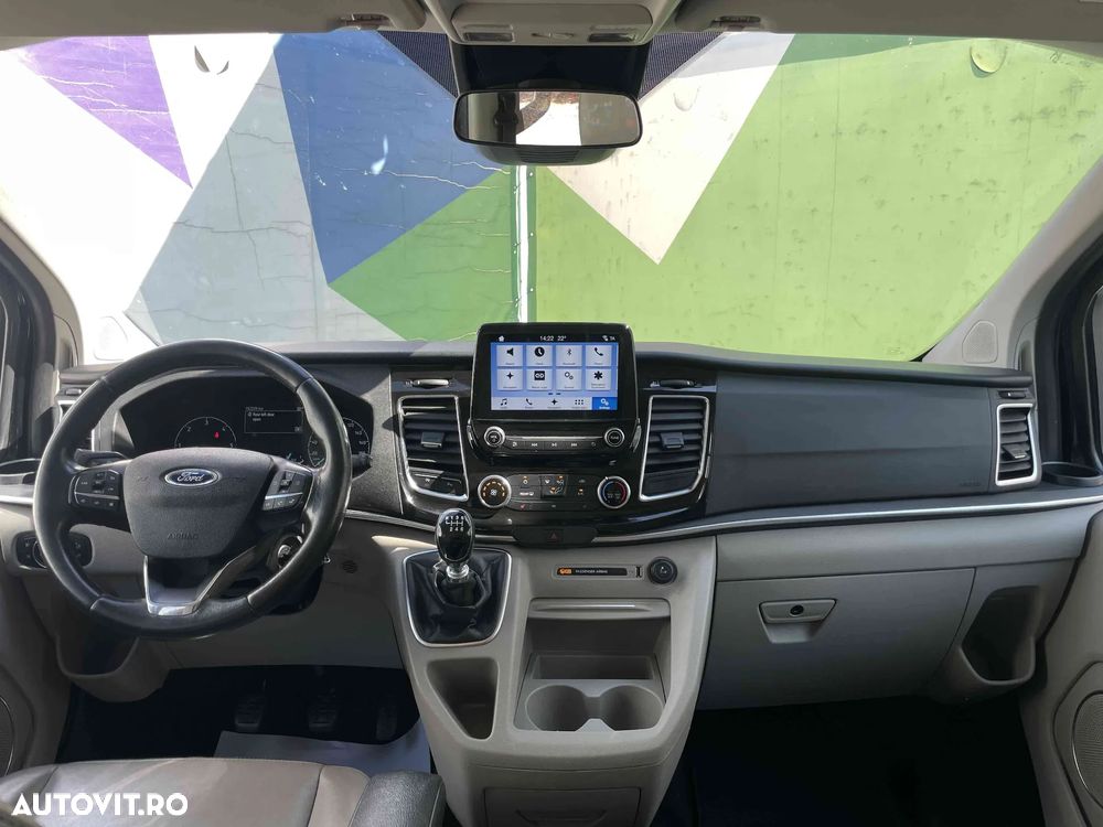 Ford Tourneo Connect - 15