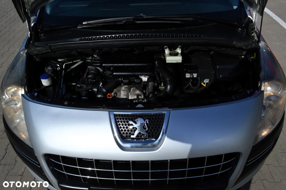 Peugeot 3008 1.6 HDi Premium - 37