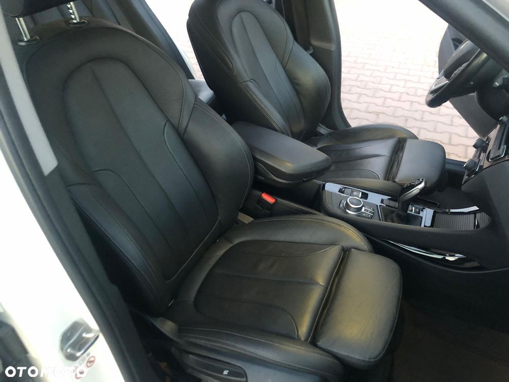 BMW X1 sDrive18d xLine - 16