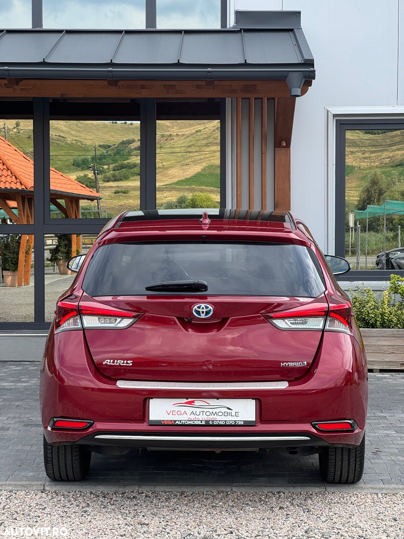 Toyota Auris 1.8 VVT-i Hybrid Automatik Design Edition - 39