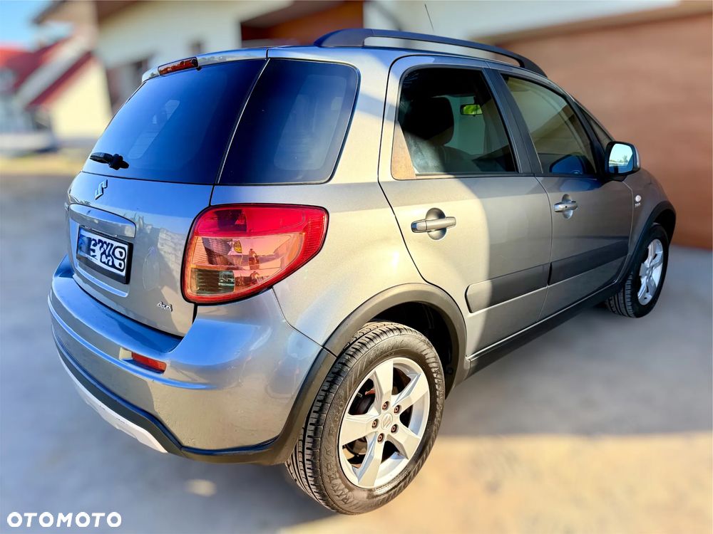 Suzuki SX4 2.0 DDiS Explore 4WD - 6