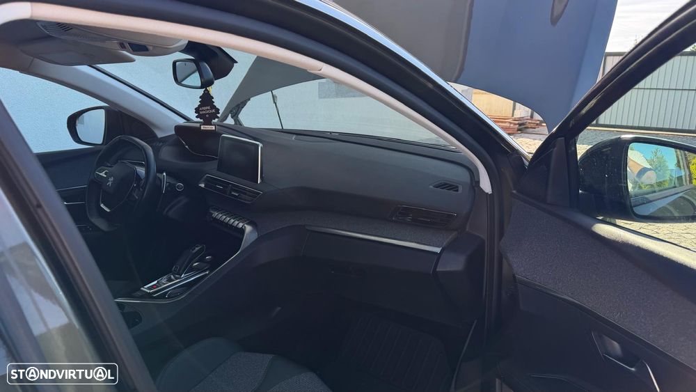 Peugeot 3008 BlueHDi 130 Stop & Start EAT8 Allure - 24
