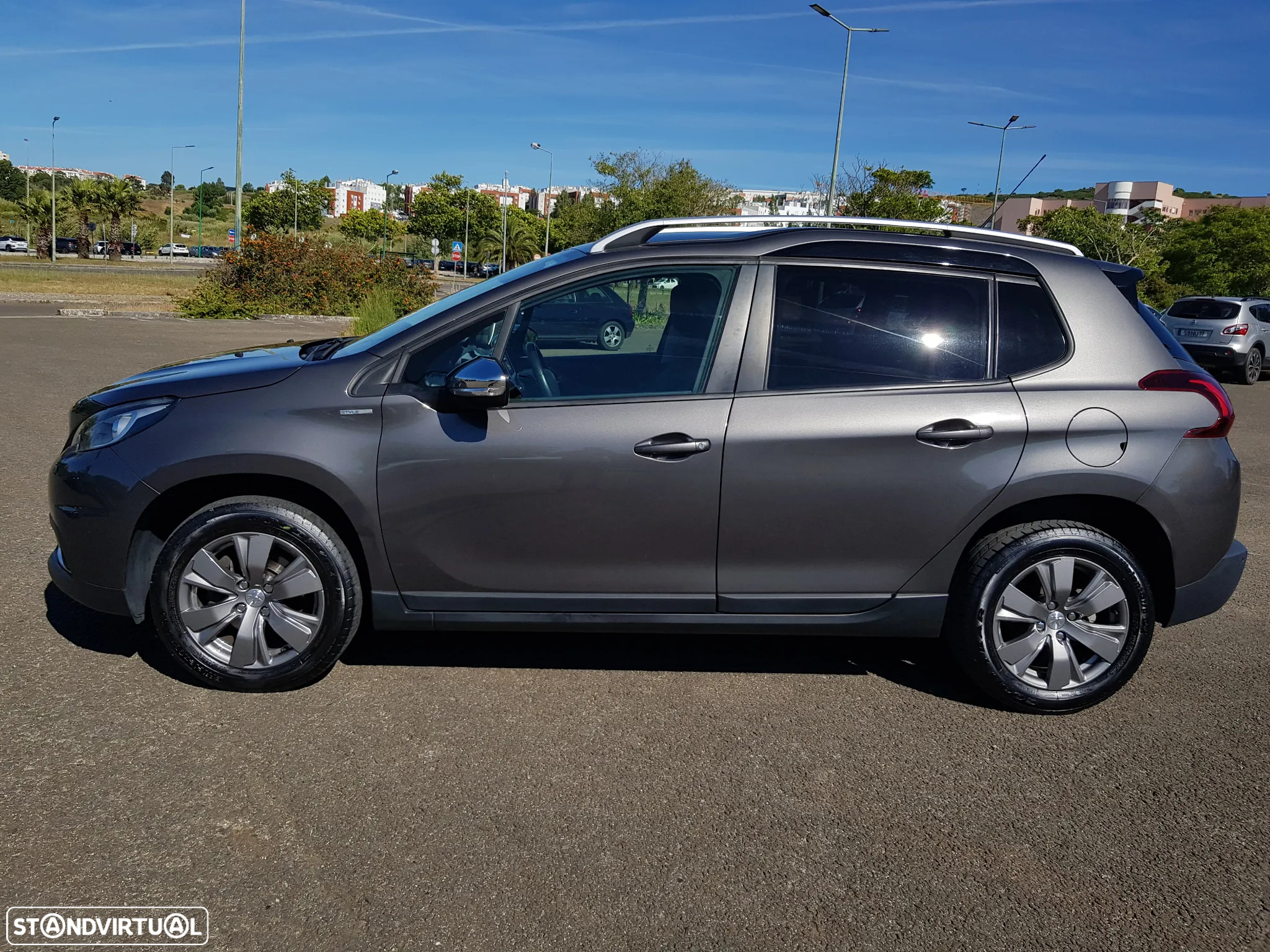 Peugeot 2008 1.5 BlueHDi Style - 6