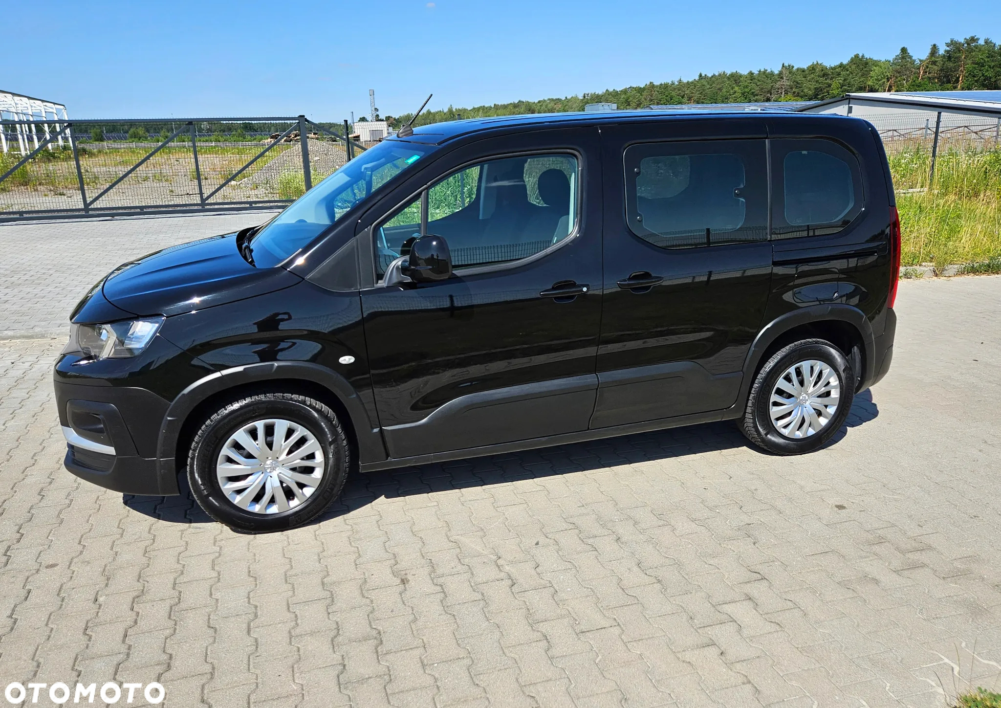 Peugeot Rifter 1.5 BlueHDI Allure Pack S&S - 2