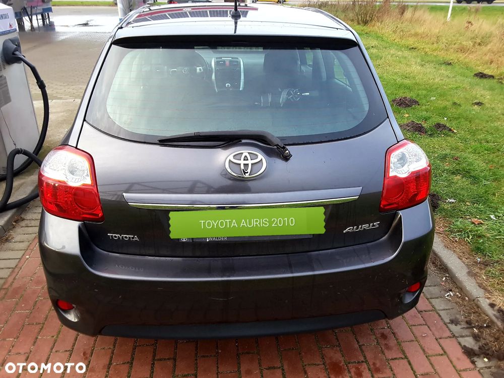 Toyota Auris 1.4 D-4D Luna EU5 - 5