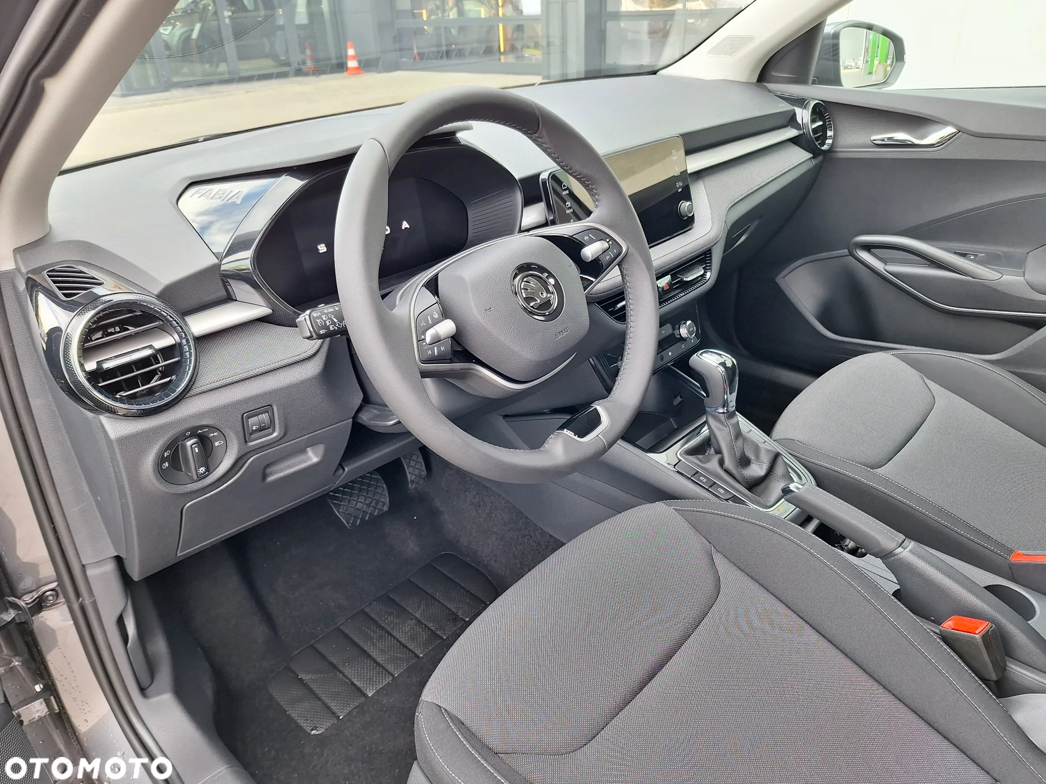 Skoda Fabia 1.0 TSI Selection DSG - 9