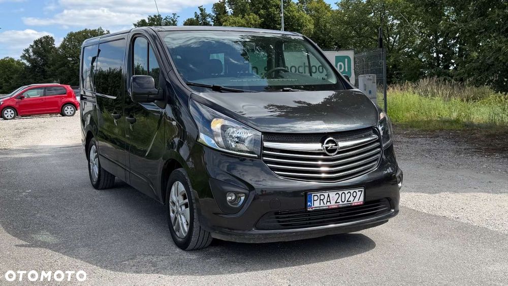 Opel Vivaro - 11
