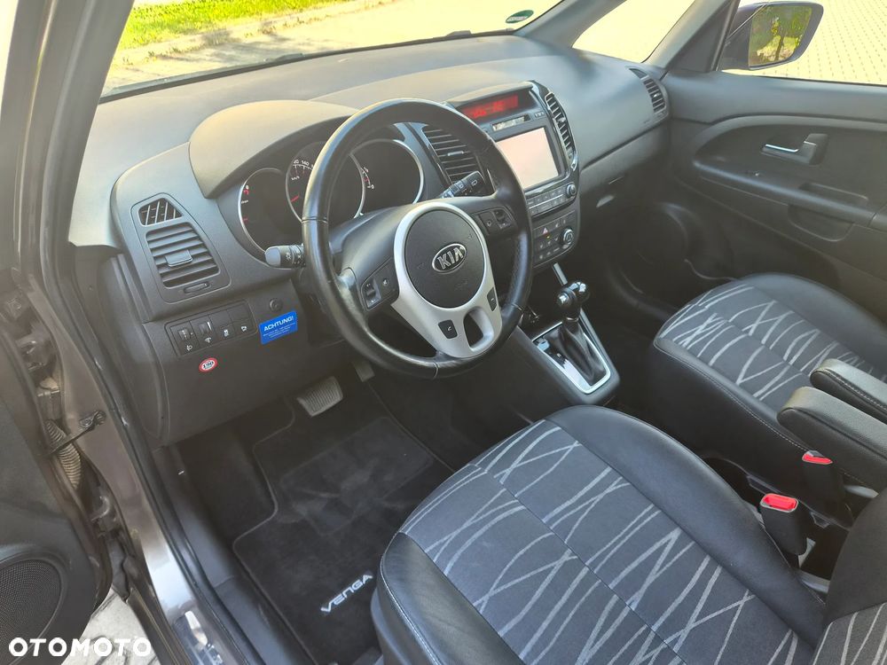 Kia Venga 1.6 CVVT Automatik Platinum Edition - 10