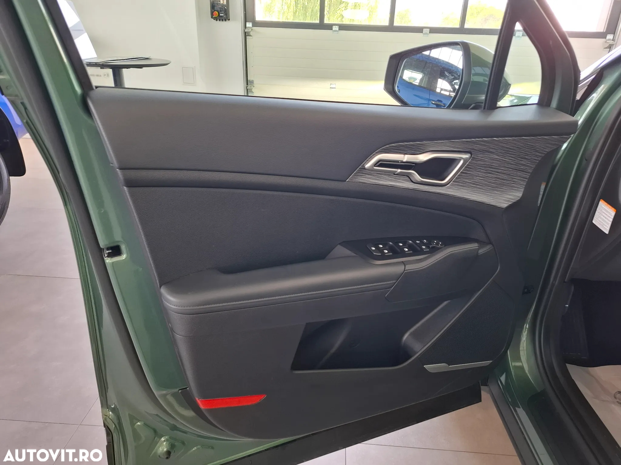 Kia Sportage 1.6 T-GDI 7DCT HP 4x2 MHEV Urban - 12
