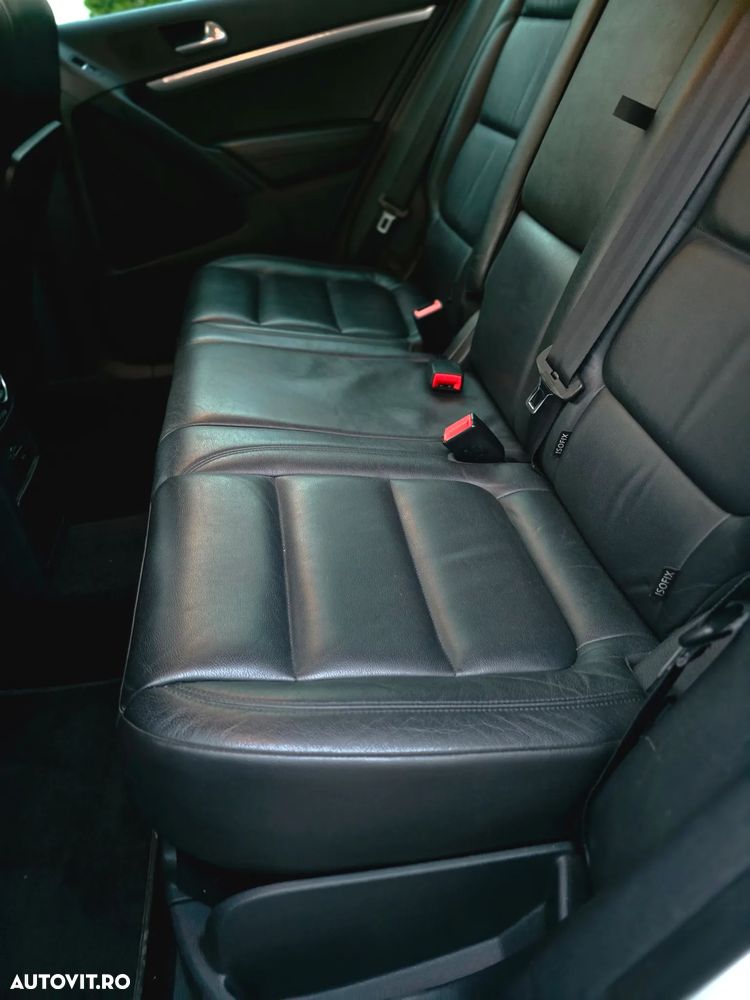 Volkswagen Tiguan ver-2-0-tdi-dpf-4motion-dsg-cup-sport-style - 6