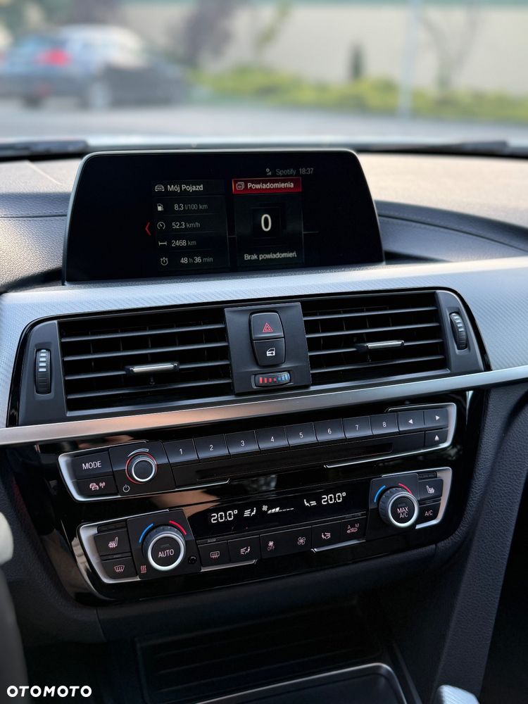 BMW Seria 3 318i M Sport - 20