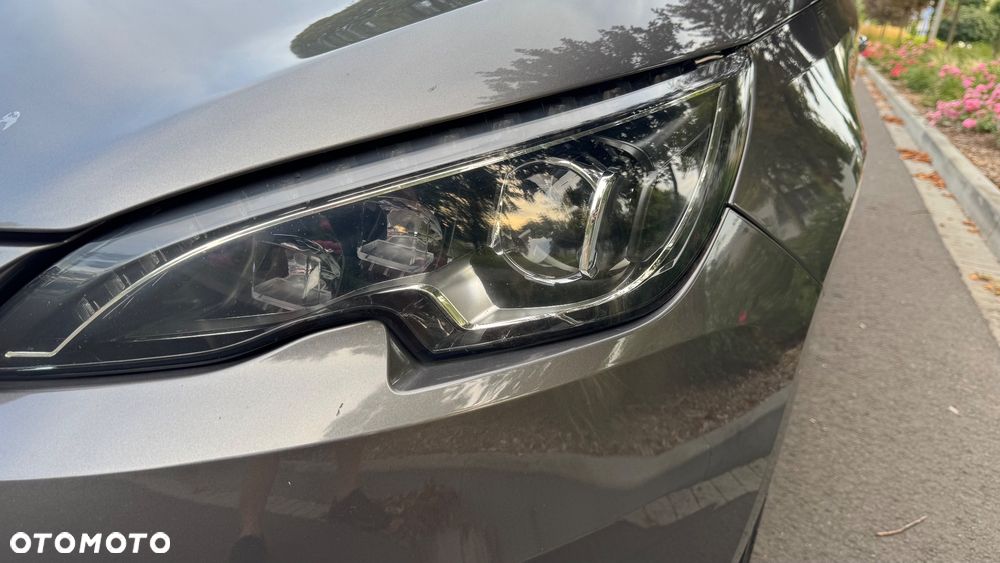 Peugeot 308 1.2 PureTech Allure S&S - 17