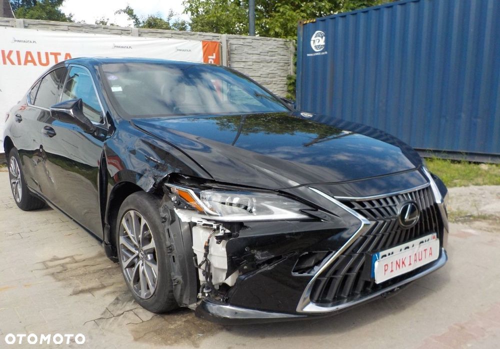 Lexus ES - 1