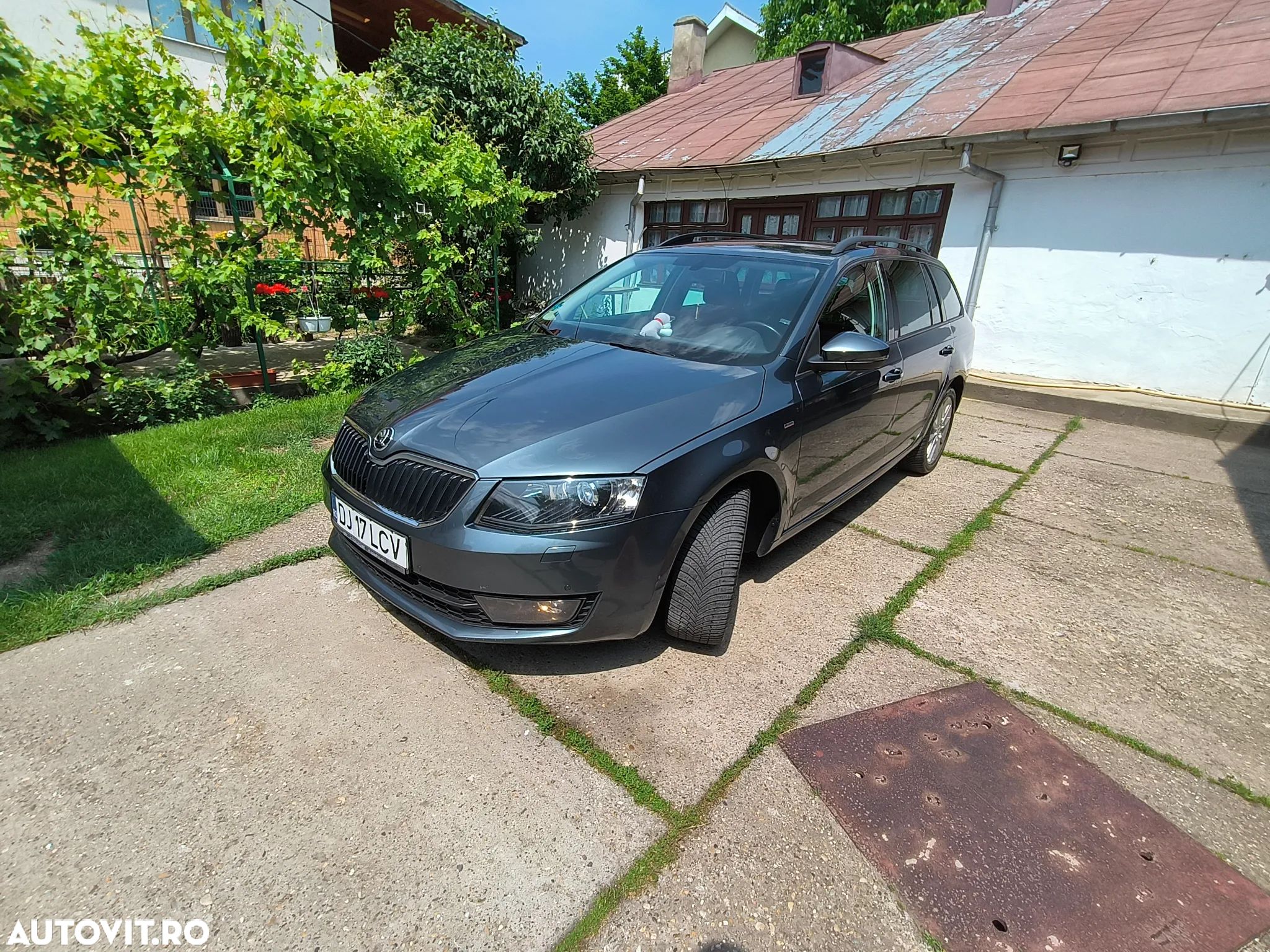Skoda Octavia Combi 1.6 TDI (Green tec) DSG Joy - 1