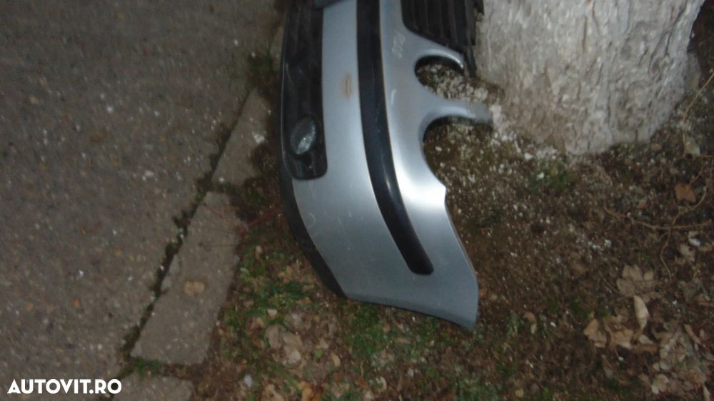 Bara fata Volkswagen Polo 9N an 2005 Hatchback 1.2 benzina - 3