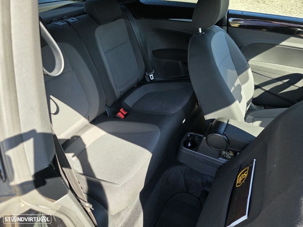 VW New Beetle 1.6 TDi Design - 9