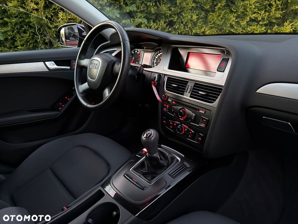 Audi A4 Limousine 1.8 TFSI Ambiente - 15