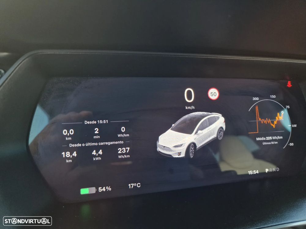 Tesla Model X 100D - 22