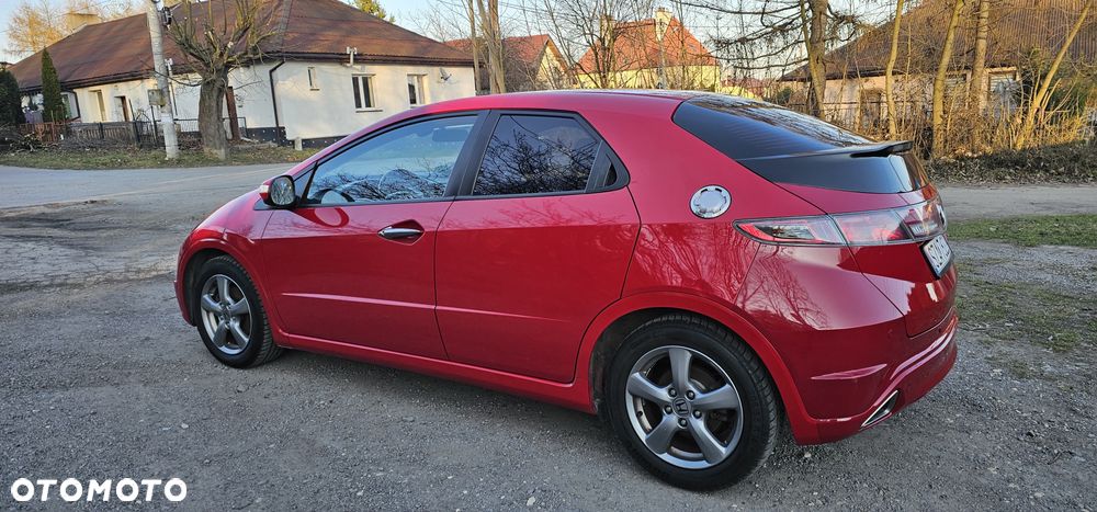 Honda Civic 1.4 i-VTEC S - 28
