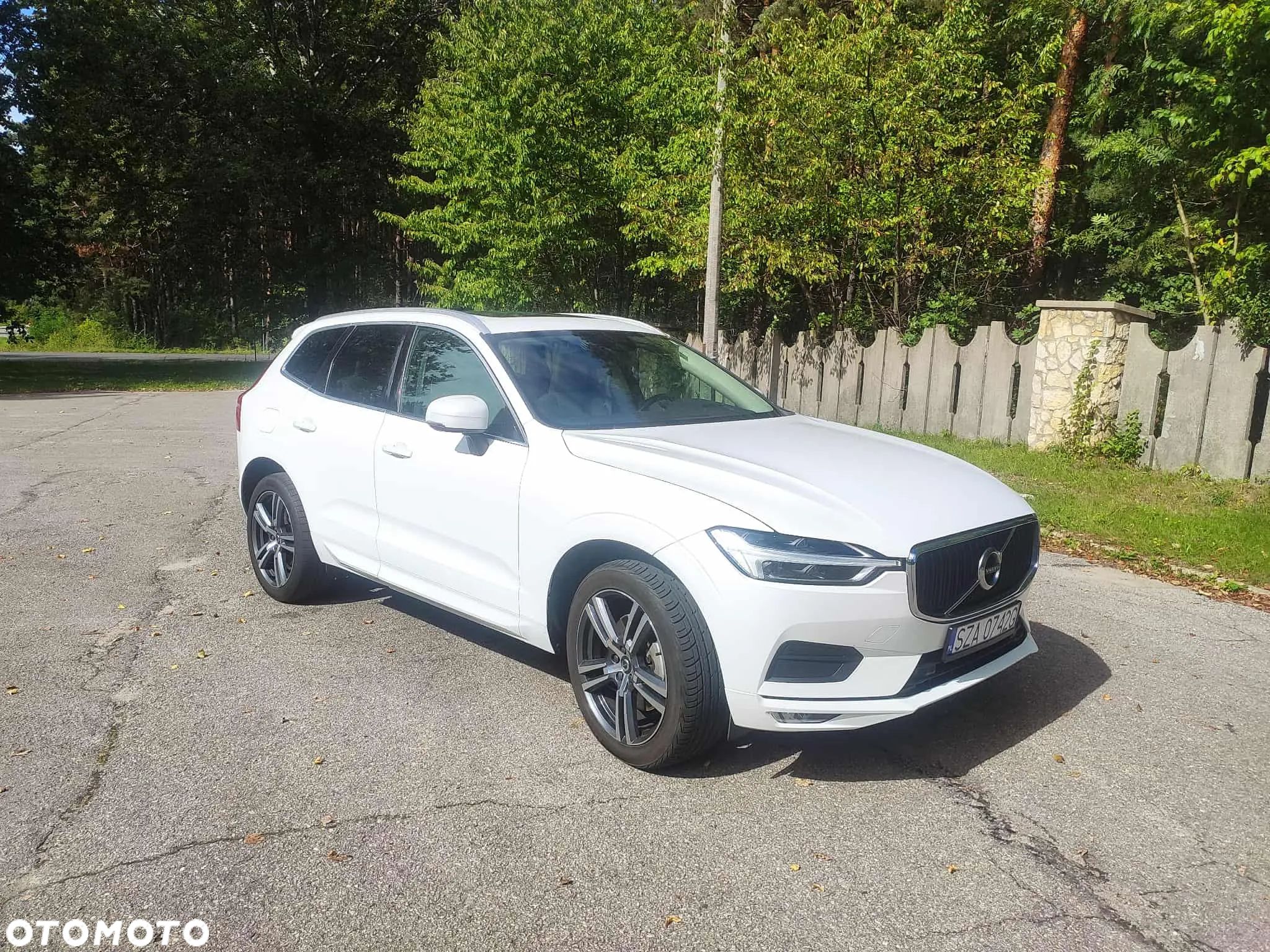 Volvo XC 60 T6 AWD Momentum - 1