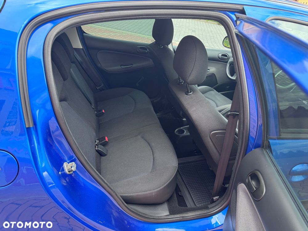 Peugeot 206 plus 75 - 24