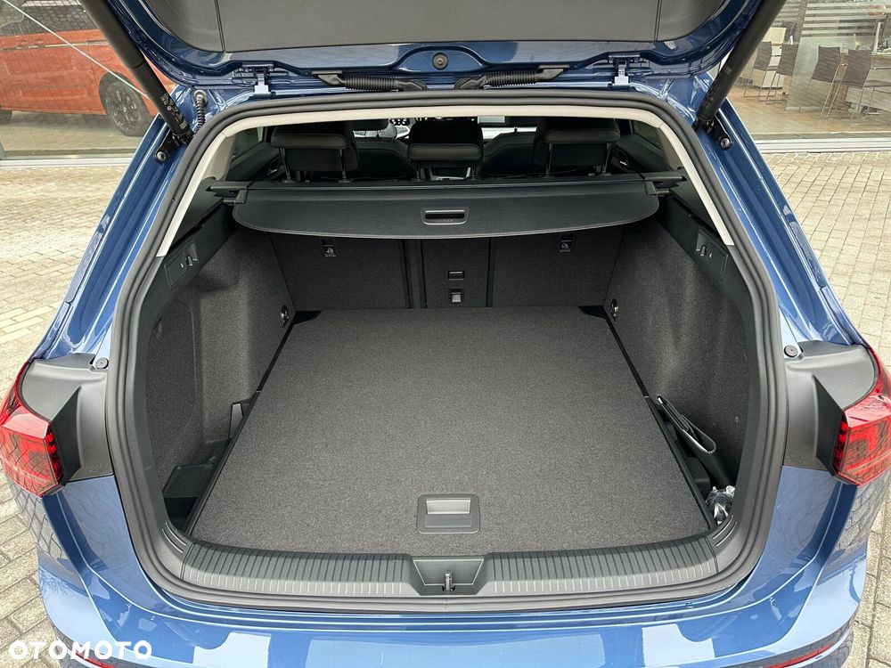 Volkswagen Golf Variant - 26