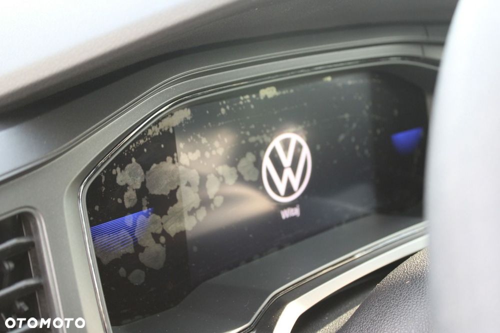 Volkswagen Polo - 16