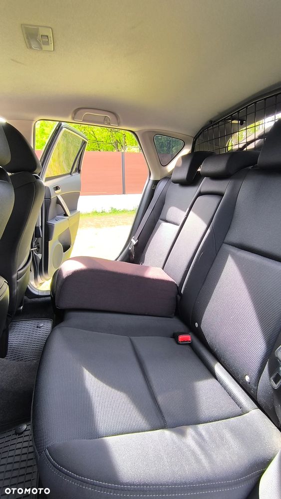 Mazda 3 2.0 Exclusive + - 6