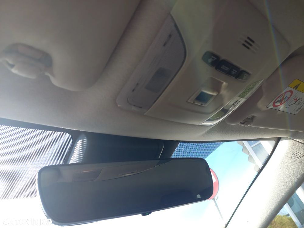 Toyota Corolla Sedan 1.8 HSD Exclusive - 28