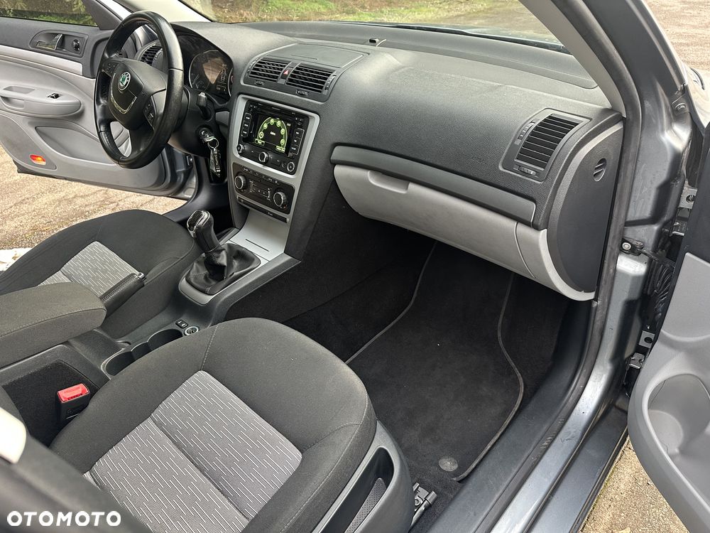Skoda Octavia 1.4 TSI Ambiente Green tec - 10