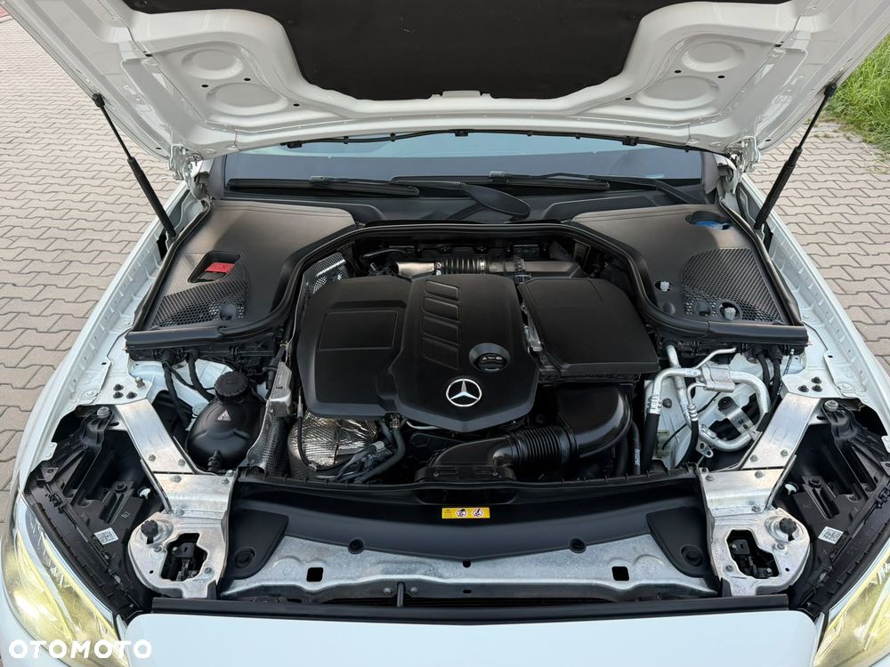 Mercedes-Benz Klasa E 220 d 9G-TRONIC Avantgarde - 38