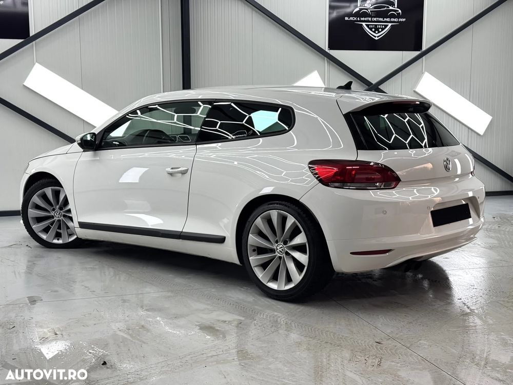 Volkswagen Scirocco 1.4 TSI DSG - 4