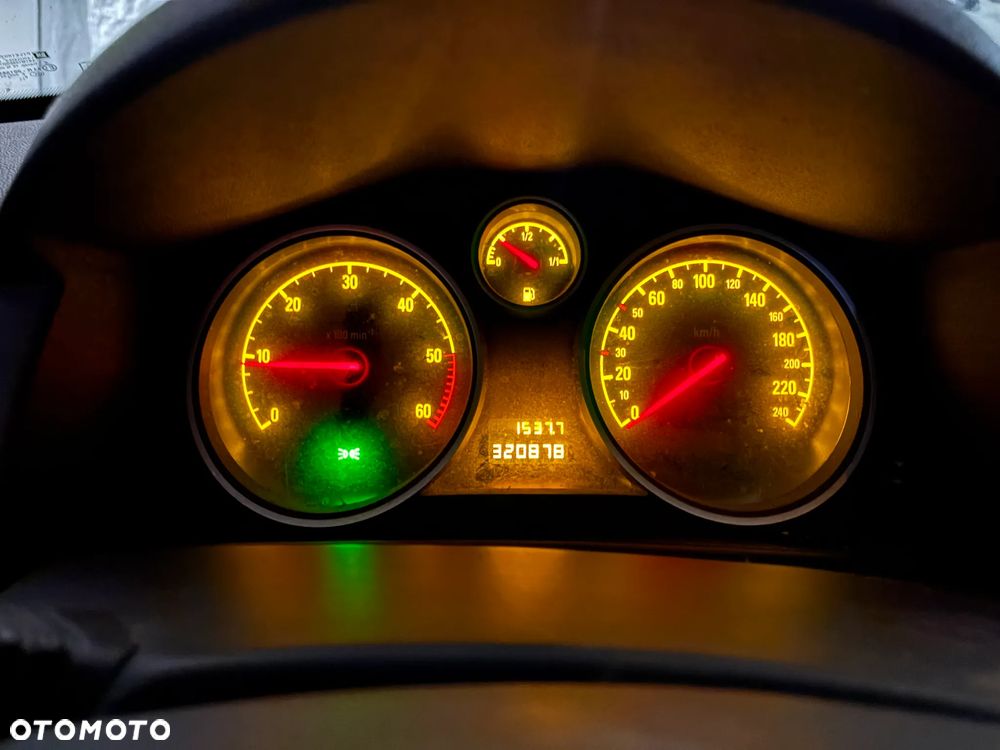 Opel Astra - 8