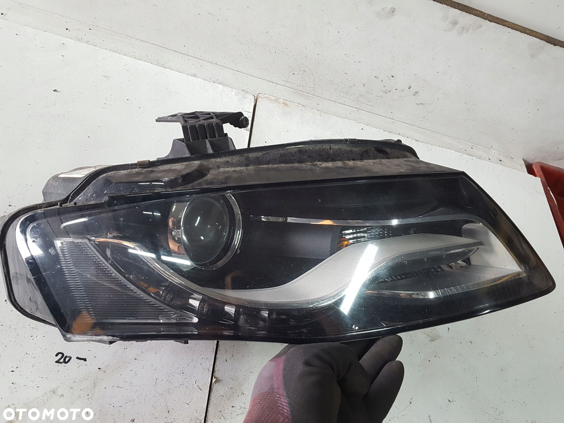 AUDI A4 B8 08r- LAMPA PRAWA PRZÓD XENON LED ANGLIK - 2