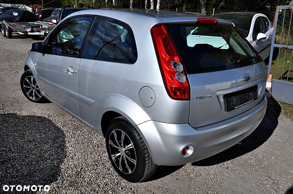 Ford Fiesta 1.3 Style - 10