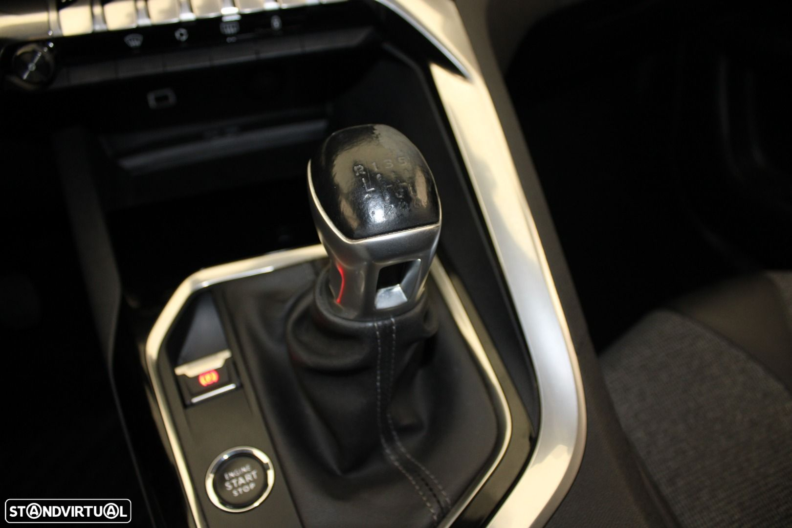 Peugeot 3008 1.5 BlueHDi Allure - 23
