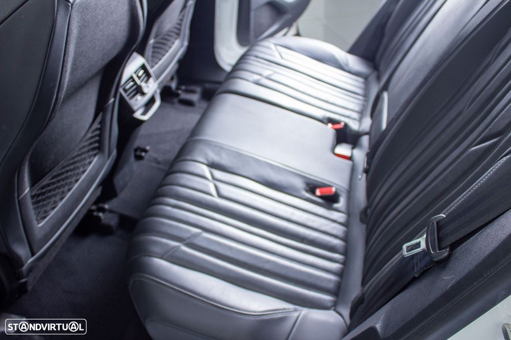 Peugeot 3008 1.2 PureTech Allure EAT8 - 9