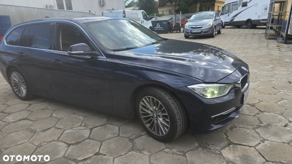 BMW Seria 3 330d Edition Luxury Line Purity - 7