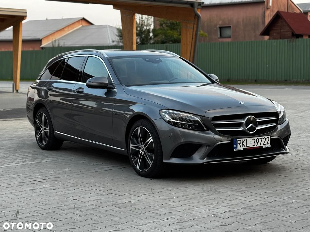 Mercedes-Benz Klasa C 220 d T 9G-TRONIC Avantgarde - 6