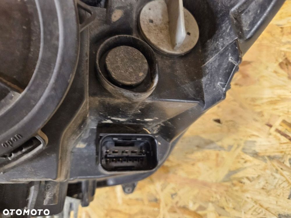 LAMPA PRAWY PRZÓD XENON BIXENON BMW F30 F31 - 12