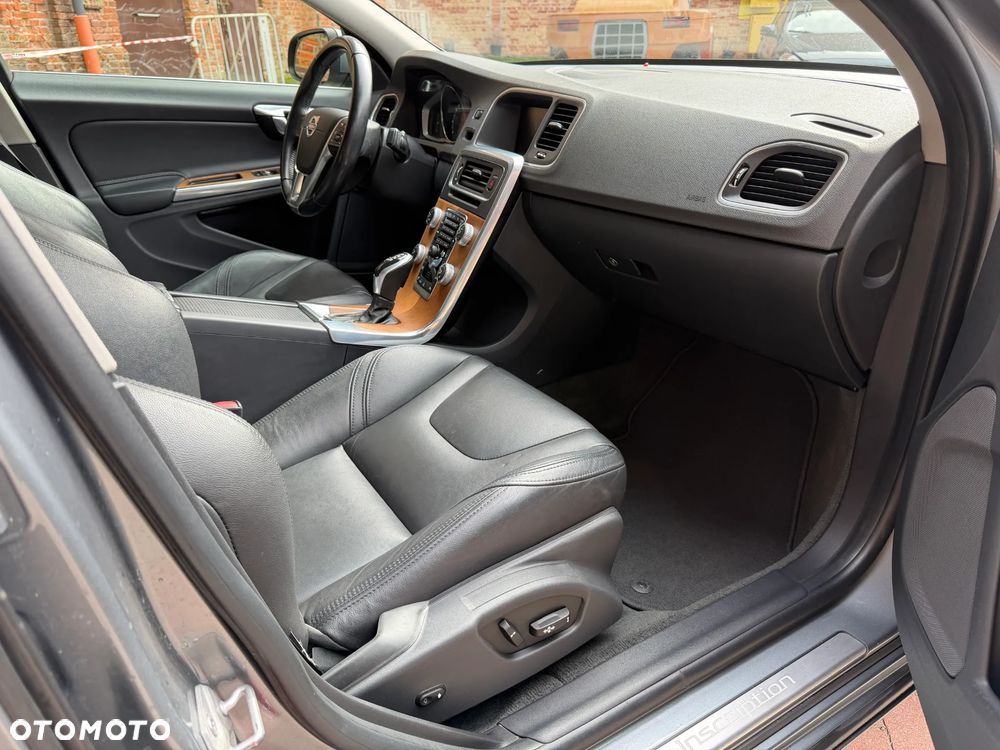 Volvo S60 T5 Geartronic Summum - 24