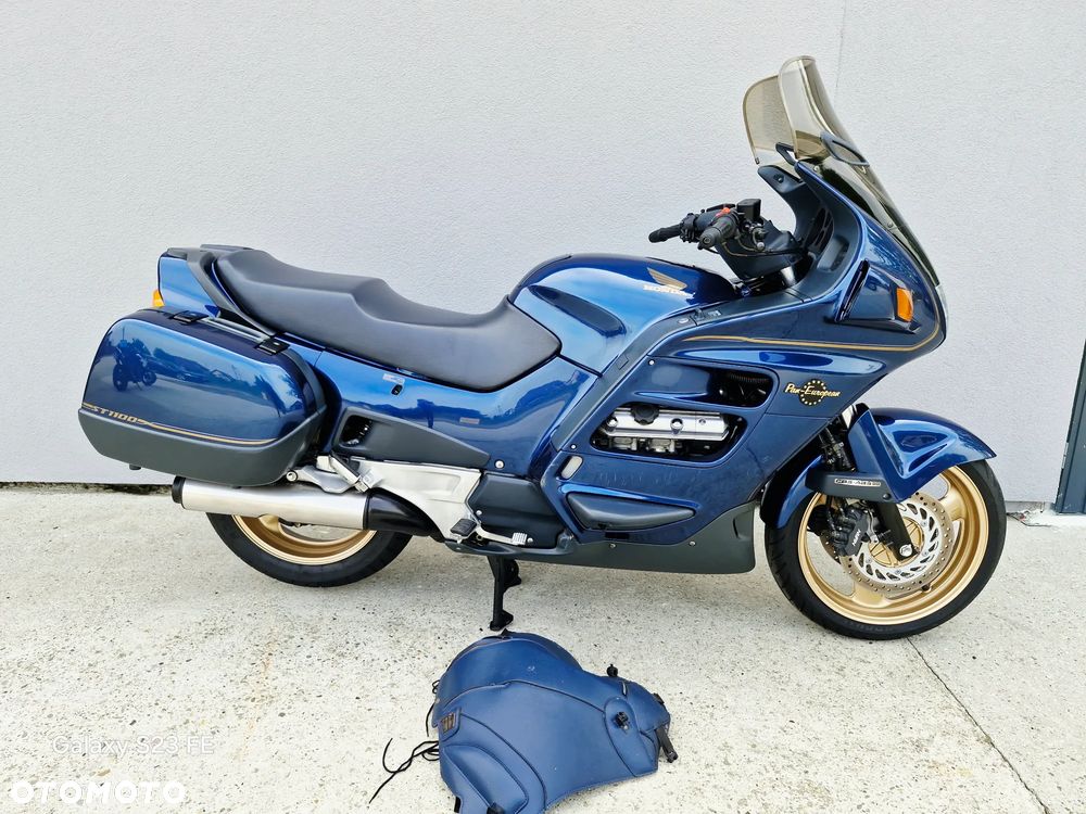 Honda ST - 2