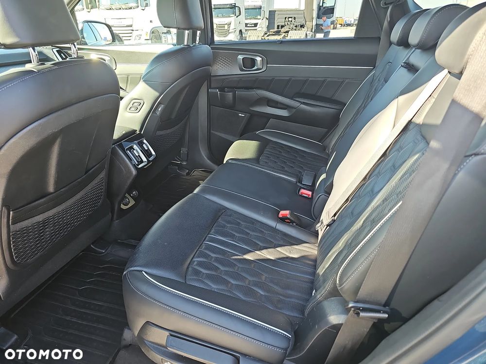 Kia Sorento - 24