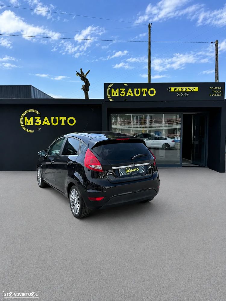 Ford Fiesta 1.4 TDCI Techno - 4