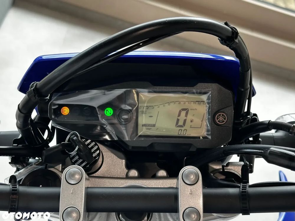 Yamaha WR - 7