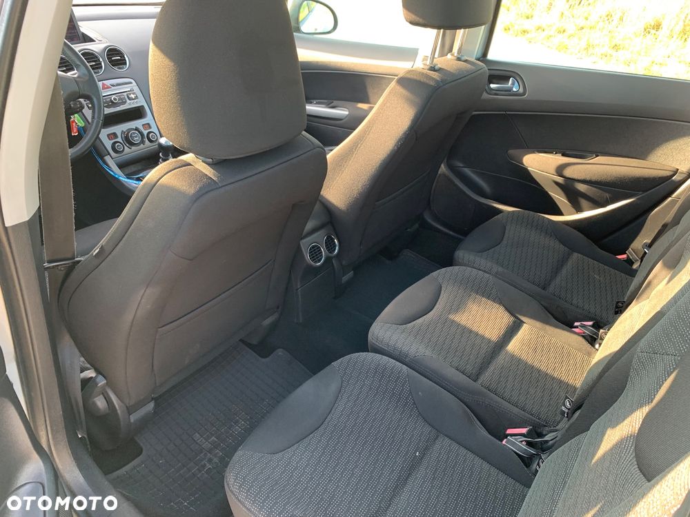 Peugeot 308 1.6 HDi Premium - 18