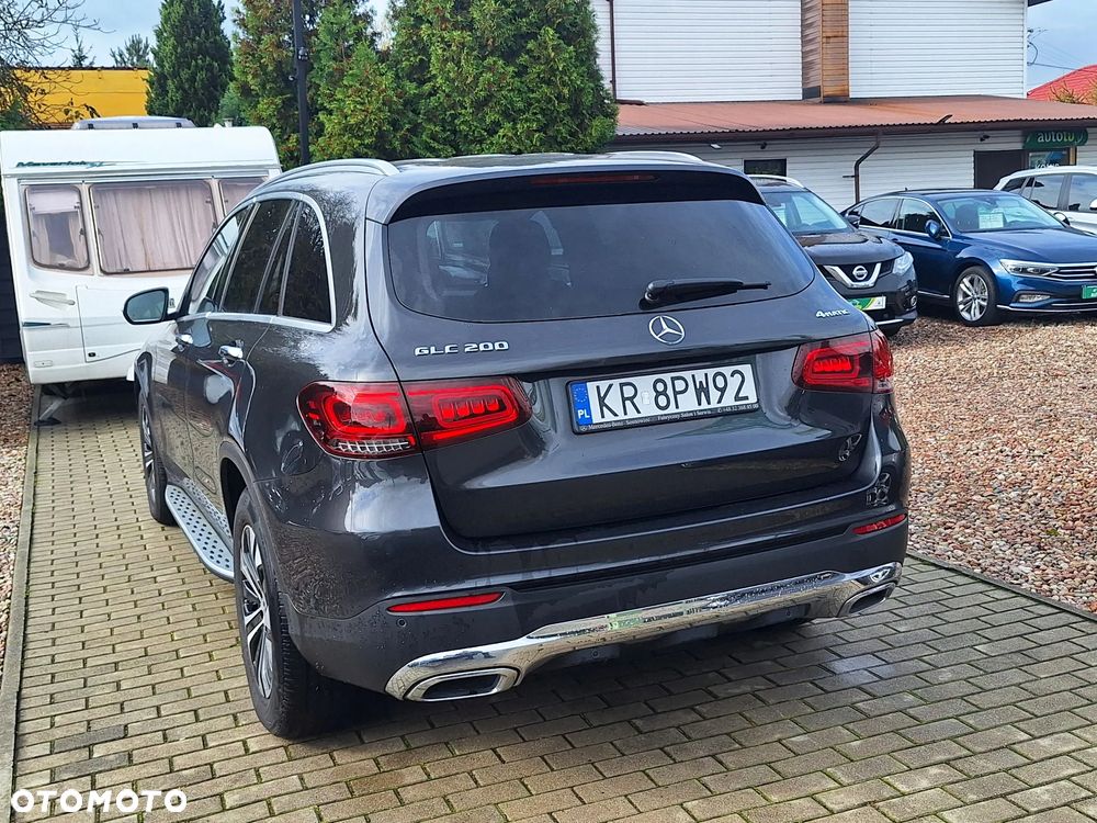 Mercedes-Benz GLC 200 4-Matic - 4