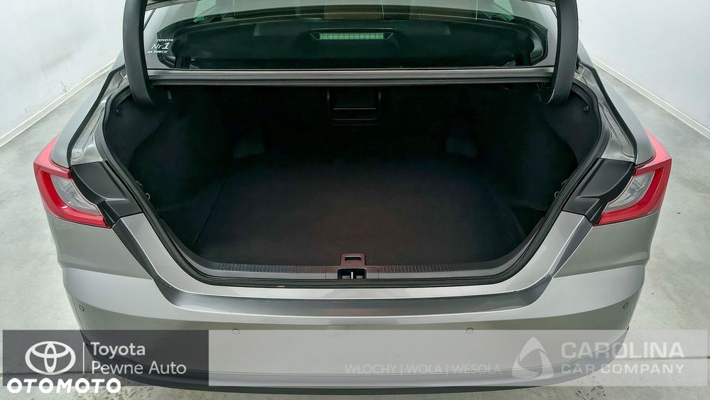Toyota Camry 2025
