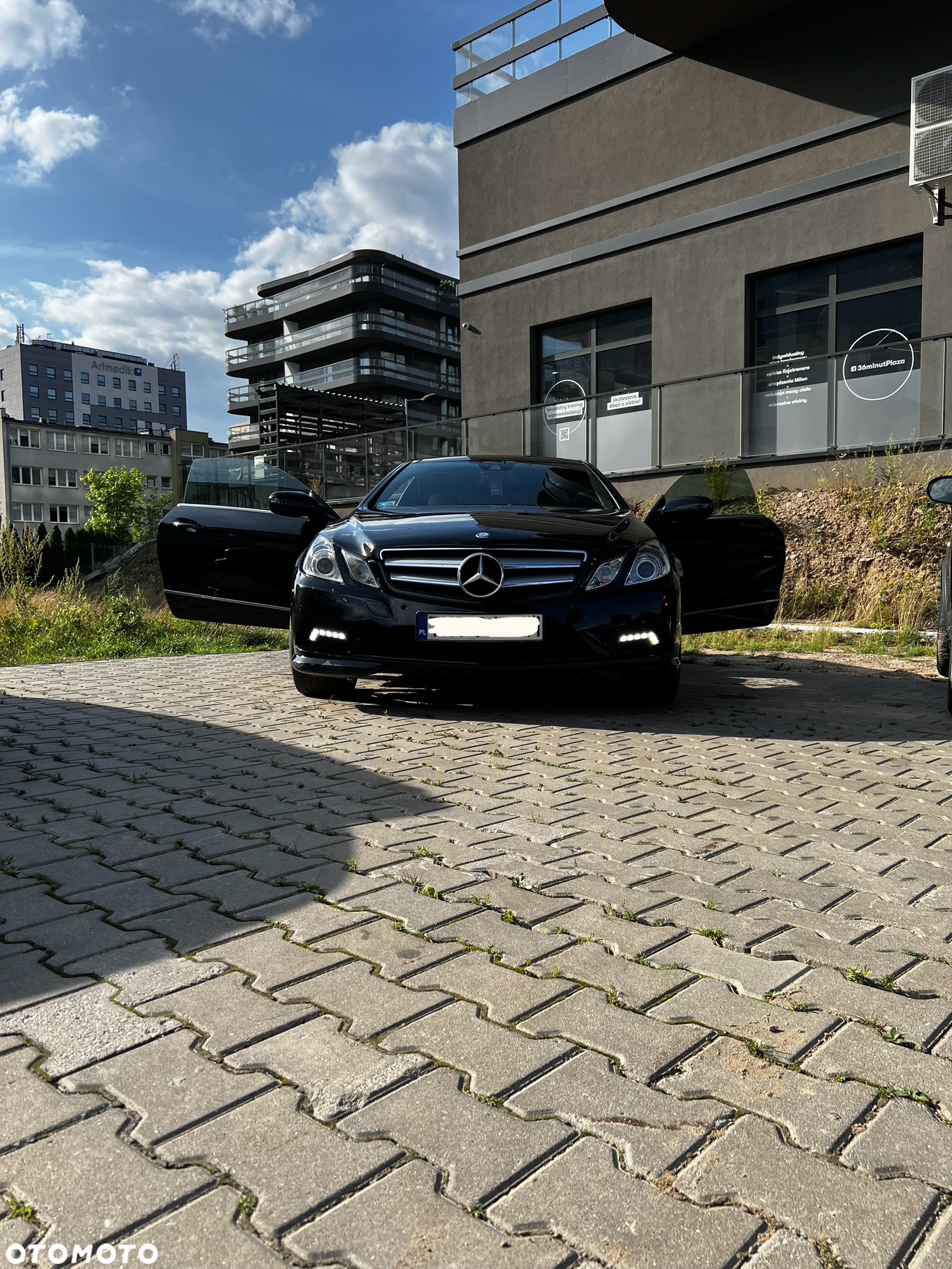 Mercedes-Benz Klasa E 350 CDI BlueEff - 19