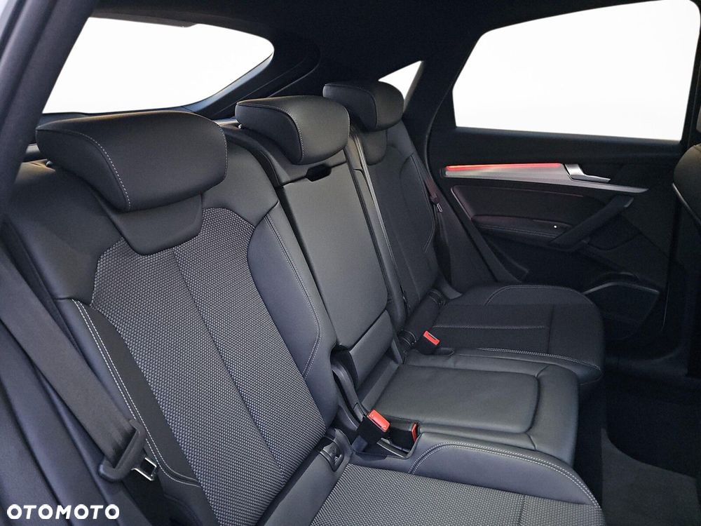Audi Q5 Sportback - 31